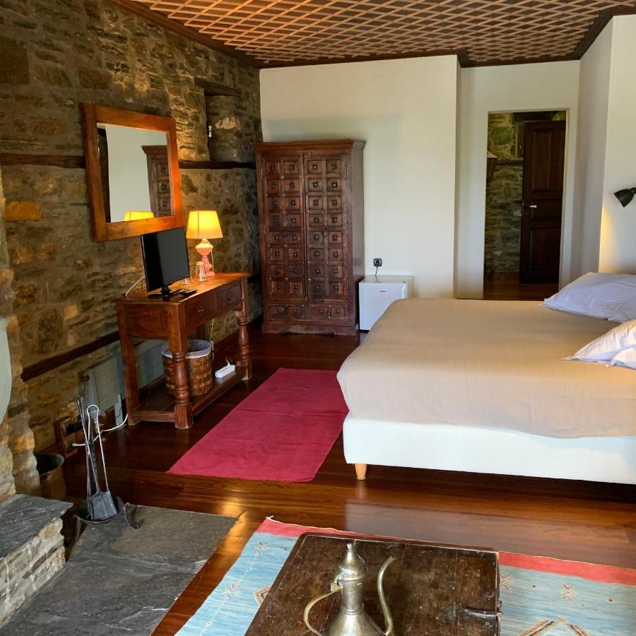 Palio Eleotrivio Guesthouse Agios Lavrentios Esterno foto