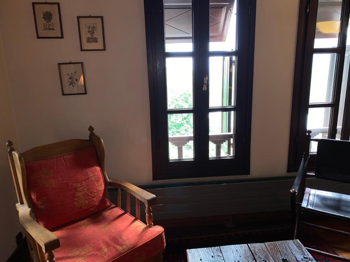 Palio Eleotrivio Guesthouse Agios Lavrentios Esterno foto