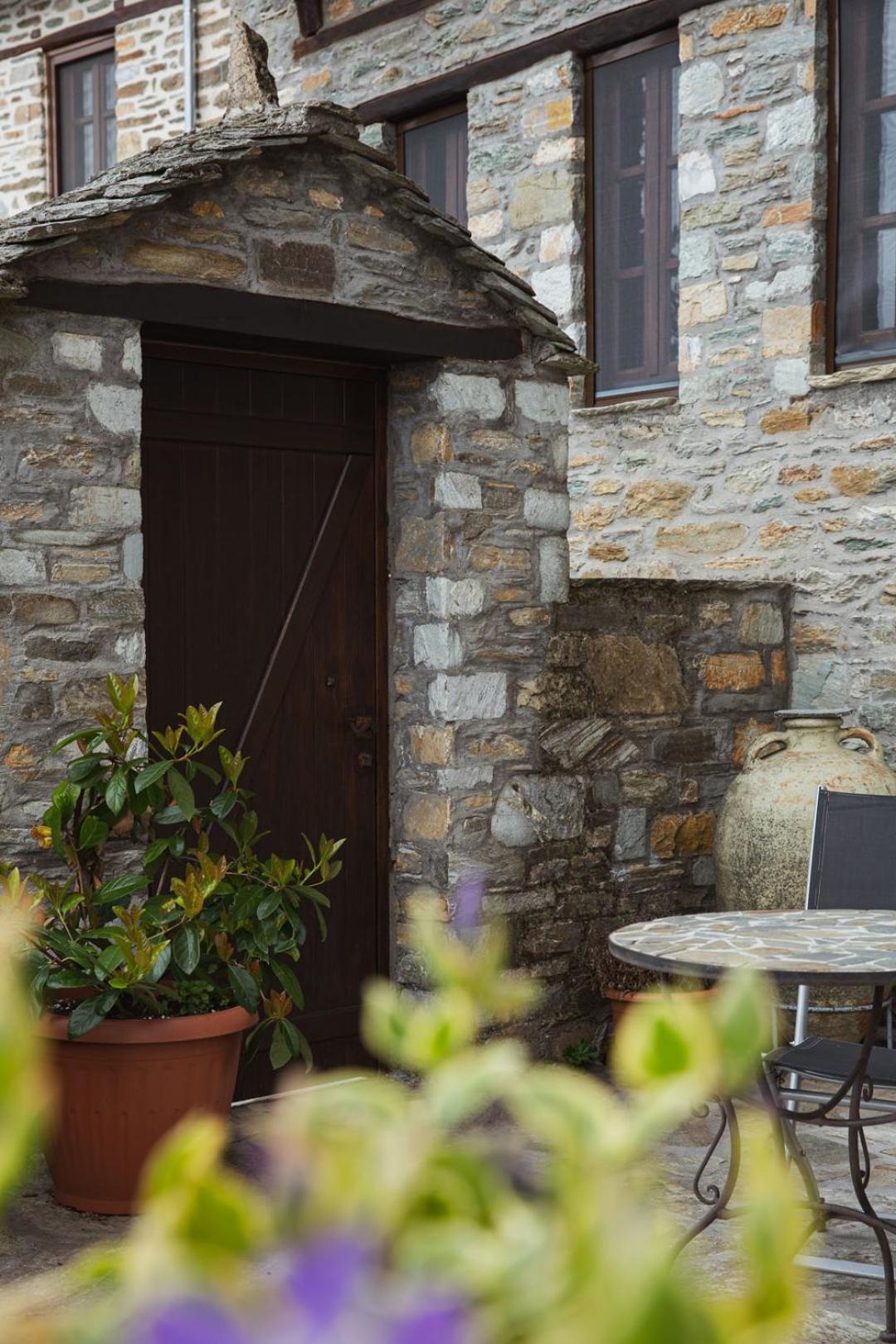 Palio Eleotrivio Guesthouse Agios Lavrentios Esterno foto