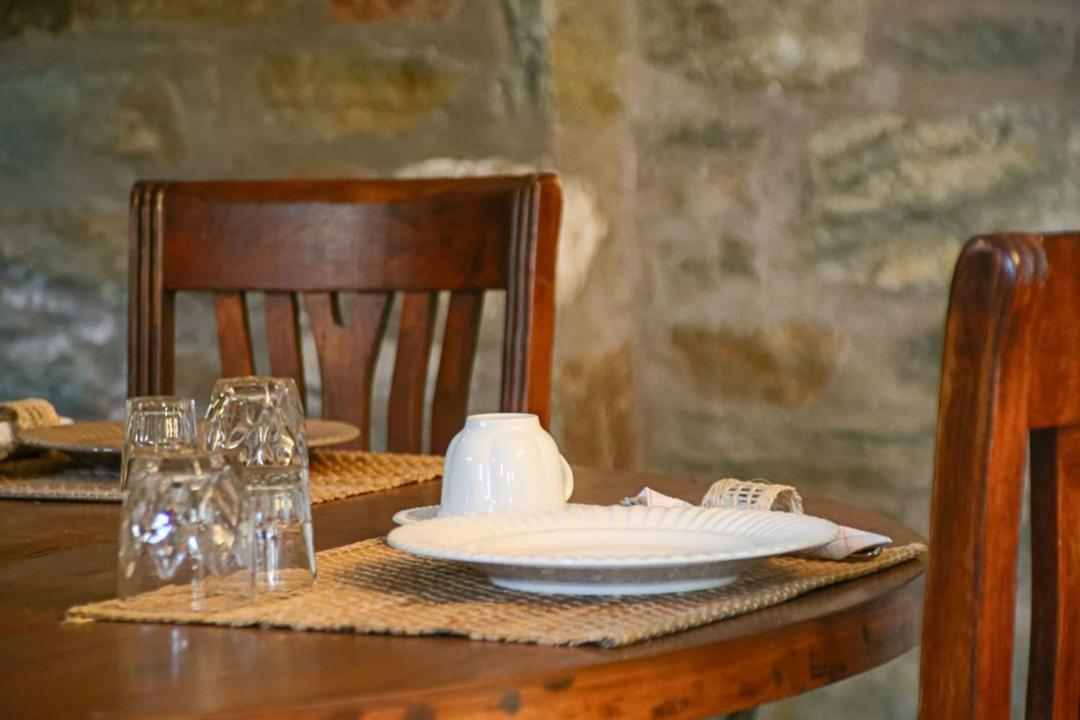 Palio Eleotrivio Guesthouse Agios Lavrentios Esterno foto