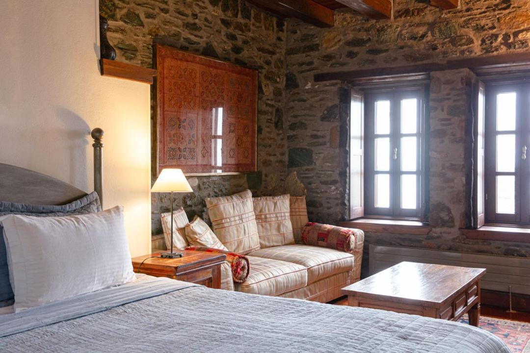 Palio Eleotrivio Guesthouse Agios Lavrentios Esterno foto