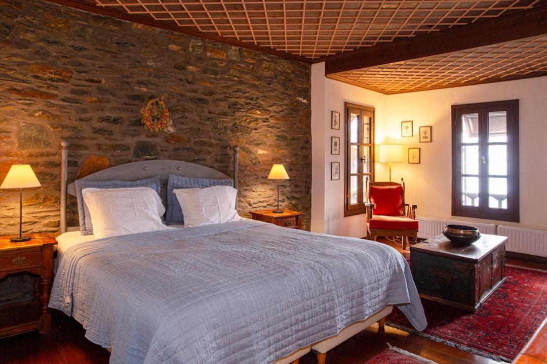 Palio Eleotrivio Guesthouse Agios Lavrentios Esterno foto